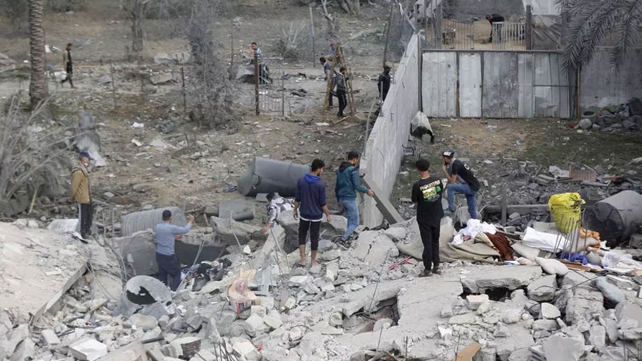 Gazze’de can kaybı 18 bin 412'ye yükseldi