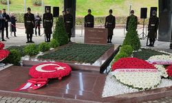 Turgut Özal, vefatının 30. yıl dönümünde kabri başında anıldı