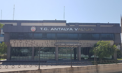 Antalya Valiliğinden vatandaşlara 'dolandırıcılık' uyarısı