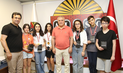 Antalya'da LGS birincileri altınla ödüllendirildi