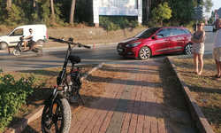 Manavgat'ta otomobil ile çarpışan bisikletin sürücüsü yaralandı