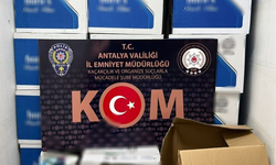 Antalya'da kaçak sigara operasyonu: 5 gözaltı