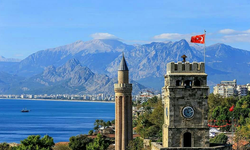 Antalya Saat Kulesi: Tarihe bir mola