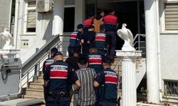 Gazipaşa'da avokado hırsızları yakalandı