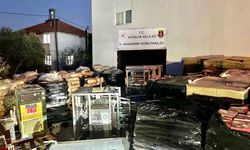 Antalya'da  12 ton kaçak kahve ele geçirildi