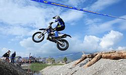 Enduroculardan Kemer sahilinde kıyasıya mücadele