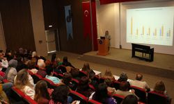 Akdeniz Üniversitesi'nde kadın hakları konuşuldu