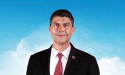 Konyaaltı Belediye Başkanlığı’na aday adaylığını açıkladı