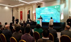 Bakan Yumaklı Antalya'da Seracılık Çalıştayı'na katıldı