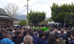 Silahlı saldırıda öldürülen Karaman toprağa verildi