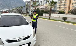 Alanya'da sürücülere ceza yağdı