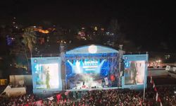 Ata'nın Antalya'ya gelişi konserle kutlandı