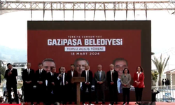 CHP Genel Başkanı Özel Antalya'da