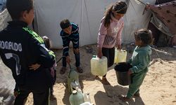 Gazze’de açlık ve susuzluktan ölen çocuk sayısı 31’e yükseldi