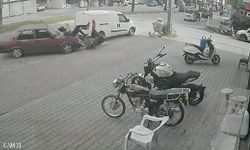 Alkollü sürücü park halindeki motosiklet sürücüsüne çarptı