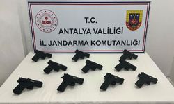 Antalya'ya ruhsatsız tabanca sokan kişi tutuklandı