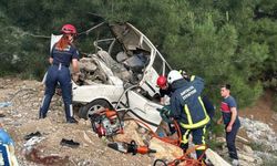 Antalya'da feci kaza: 1 ölü,3 yaralı
