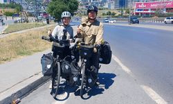 Türkiye'ye gelen Çinli çift 6 bin kilometre pedal çevirdi