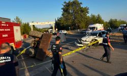 Otomobil traktöre çarptı: 1 ölü