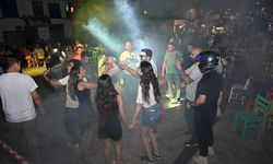 DJ performansıyla coştular