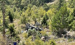 Yayla yolunda uçuruma yuvarlandı