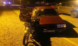 Otomobille çarpışan motosikletli hayatını kaybetti