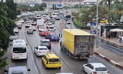 100'üncü Yıl trafiği rahatlıyor; otobüsler alt geçitlere giremeyecek