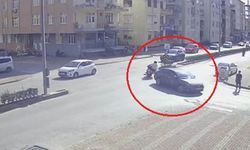 Kaza yapan motosikletliyi kaskı kurtardı