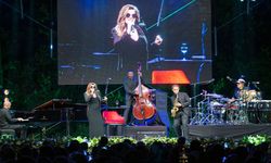 Melody Gardot müzikseverlerle buluştu