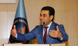 Profesörlüğü iptal edildi