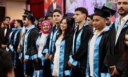 Alanya Üniversitesi'nde mezuniyet