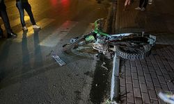 Motosikletle çarpışan aracın sürücüsü kaçtı
