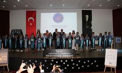 Akdeniz Çocuk Üniversitesi’nde mezuniyet