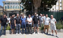Satın aldıkları araçların kiralık olduğunu öğrenince şoke oldular