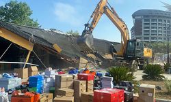 Antalya'da kaçak yapıların yıkımında arbede