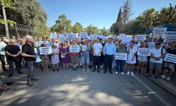 Antalya Müzesi’nin Yıkılmaması İçin Vatandaşlar Toplandı