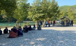 Irmağa Düşen Topu Almak İçin Suya Atlayan Özgür Kayboldu