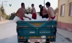 Demreli Gençlerden Sıcaklara Eğlenceli Çözüm: Mobil Havuzlu Traktör Turu!