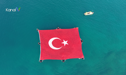 Denizde Türk Bayraklı 15 Temmuz Farkındalık Etkinliği