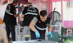 Antalya'da Kuyumcu Soygunu: 750 Bin TL'lik Bilezik Çalındı