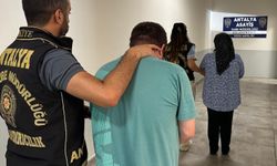 Antalya'da Vize ve Tatil Dolandırıcıları Yakalandı