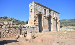 Vali Şahin, Patara ve Ksanthos Antik Kentlerini İnceledi
