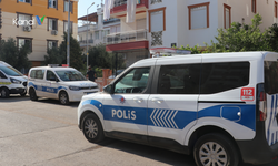 Cezaevinden Çıktı, Eski Sevgilisi ve Arkadaşını Bıçakladı
