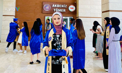 Filistinli Öğrencinin Annesi İçin Yardım Çığlığı