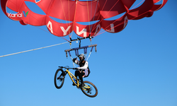 Alanya’da Genç Sporcu Gökyüzünde Pedal Çevirdi