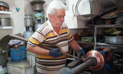 Antalya’da 54 Yıllık Bakırcı: “Bakır, Sağlığa Şifa Verir”