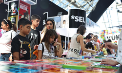 15’inci Antalya Kitap Fuarı Yoğun İlgiyle Devam Ediyor