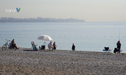 Antalya’da Kasımda Yaz: Konyaaltı’nda Deniz Keyfi