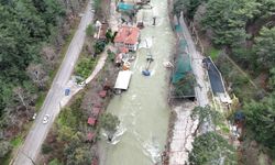 Alanya'da Debi Yükseldi, Çay Kenarındaki İşletmeler Sele Kapıldı