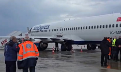 Antalya Havalimanı'nda Korkutan Kaza Ucuz Atlatıldı